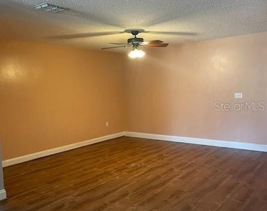 704 Butternut Place - Photo Thumbnail 11