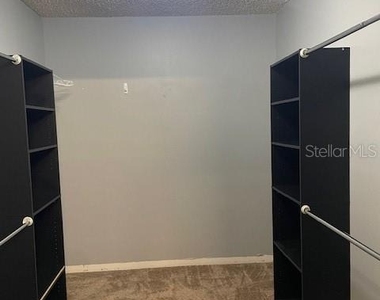 704 Butternut Place - Photo Thumbnail 10