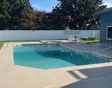 704 Butternut Place - Photo Thumbnail 39