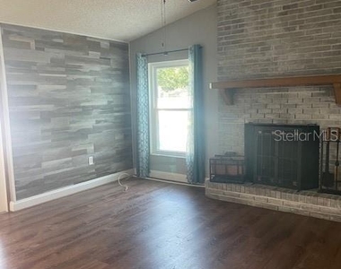 704 Butternut Place - Photo Thumbnail 21