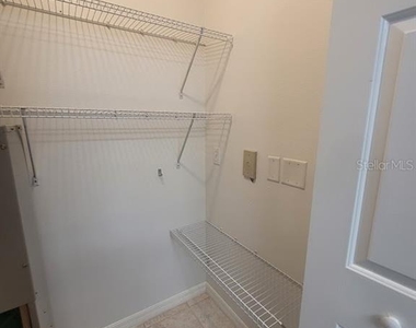 2348 Sw 42nd Drive - Photo Thumbnail 13