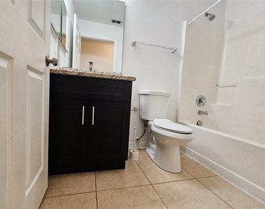 921 Bristle Cone Court - Photo Thumbnail 6