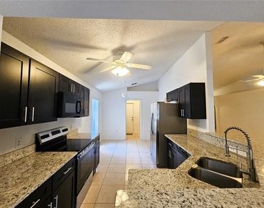 921 Bristle Cone Court - Photo Thumbnail 9