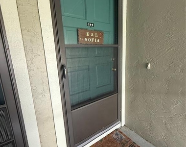 308 Palm Coast Pkwy - Photo Thumbnail 3