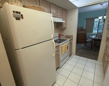308 Palm Coast Pkwy - Photo Thumbnail 7