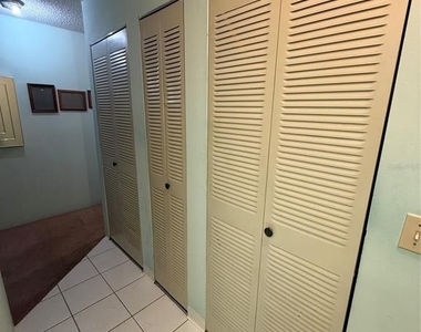 308 Palm Coast Pkwy - Photo Thumbnail 27