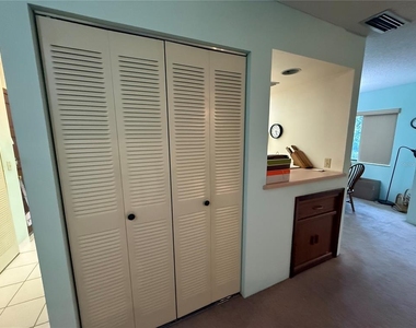 308 Palm Coast Pkwy - Photo Thumbnail 10