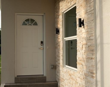 2464 Warne Street - Photo Thumbnail 1