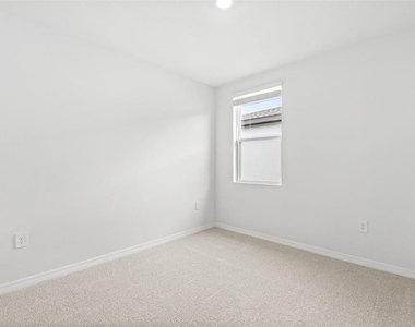 112 Outback Hideaway Avenue - Photo Thumbnail 14