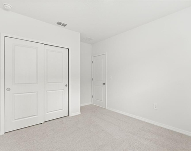 112 Outback Hideaway Avenue - Photo Thumbnail 12
