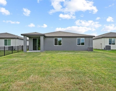 112 Outback Hideaway Avenue - Photo Thumbnail 41
