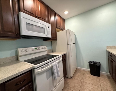 3545 59th Avenue W - Photo Thumbnail 9