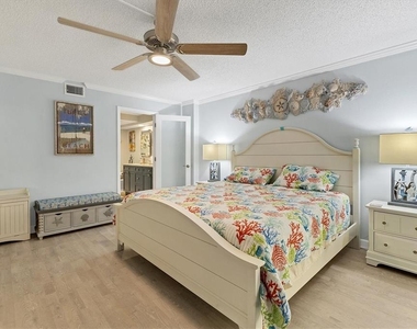 8776 Midnight Pass Road - Photo Thumbnail 16