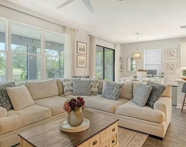 727 129th Street Ne - Photo Thumbnail 11