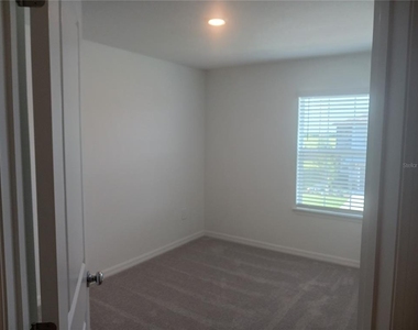 8607 Tropical Aire Lane - Photo Thumbnail 9