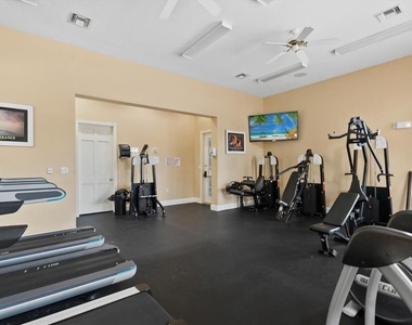 7411 Vista Way - Photo Thumbnail 21