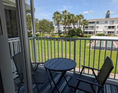2321 Sunset Drive - Photo Thumbnail 16
