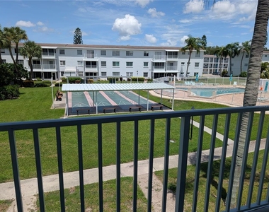 2321 Sunset Drive - Photo Thumbnail 18