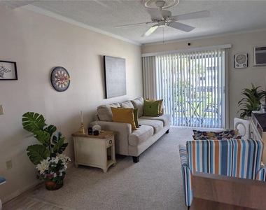 2321 Sunset Drive - Photo Thumbnail 8