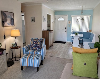 2321 Sunset Drive - Photo Thumbnail 11