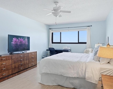 2089 Gulf Of Mexico Drive - Photo Thumbnail 20