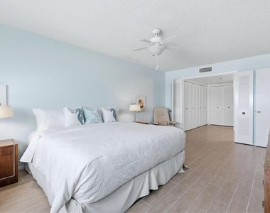 2089 Gulf Of Mexico Drive - Photo Thumbnail 18