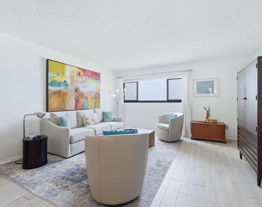 2089 Gulf Of Mexico Drive - Photo Thumbnail 6