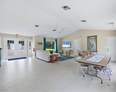 7858 Eagle Creek Drive - Photo Thumbnail 26