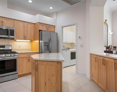 5249 Far Oak Circle - Photo Thumbnail 7