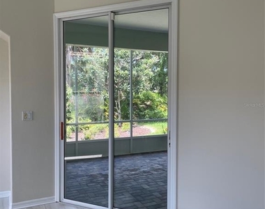 5249 Far Oak Circle - Photo Thumbnail 14