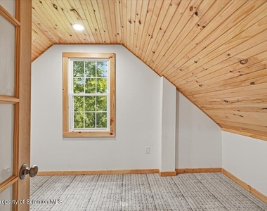 413 Powell Avenue - Photo Thumbnail 50