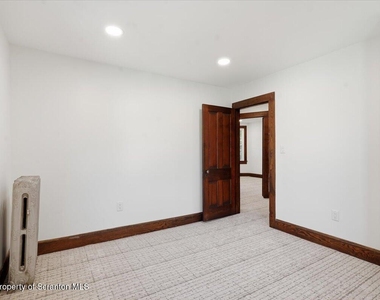 413 Powell Avenue - Photo Thumbnail 35