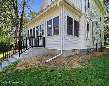 413 Powell Avenue - Photo Thumbnail 3