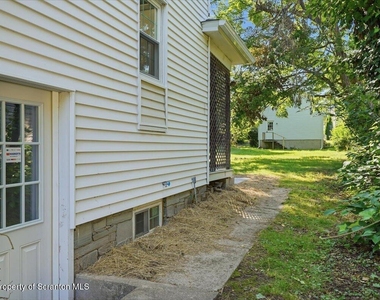 413 Powell Avenue - Photo Thumbnail 7