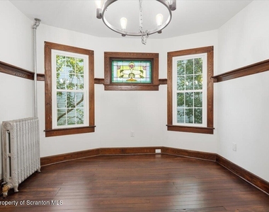 413 Powell Avenue - Photo Thumbnail 24