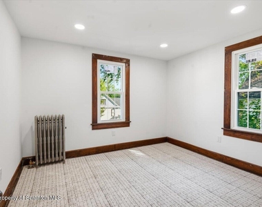 413 Powell Avenue - Photo Thumbnail 37