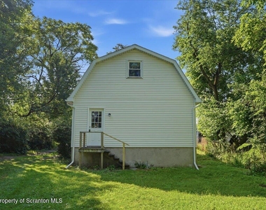 413 Powell Avenue - Photo Thumbnail 11