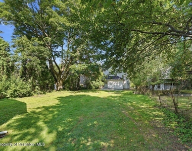 413 Powell Avenue - Photo Thumbnail 13