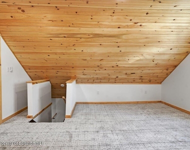 413 Powell Avenue - Photo Thumbnail 53