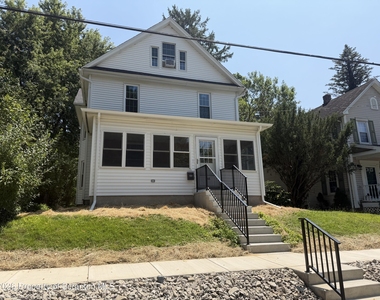 413 Powell Avenue - Photo Thumbnail 5
