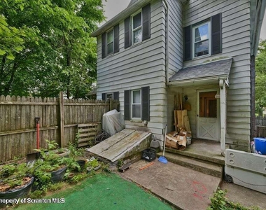 819 Delaware Street - Photo Thumbnail 3