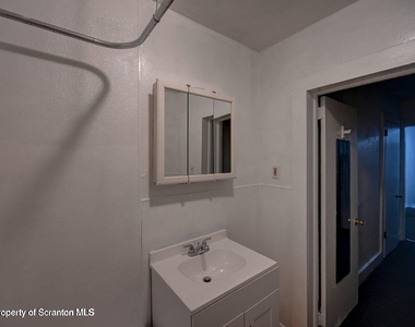 819 Delaware Street - Photo Thumbnail 33
