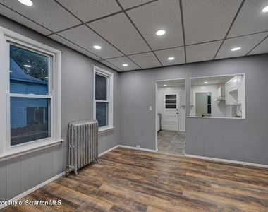 819 Delaware Street - Photo Thumbnail 10
