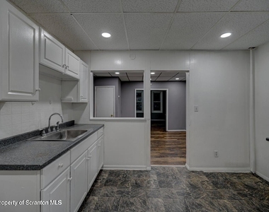 819 Delaware Street - Photo Thumbnail 17
