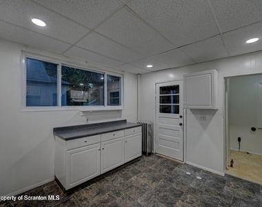 819 Delaware Street - Photo Thumbnail 20