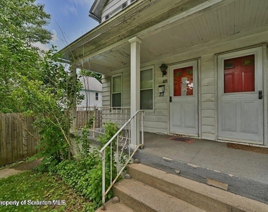 819 Delaware Street - Photo Thumbnail 2