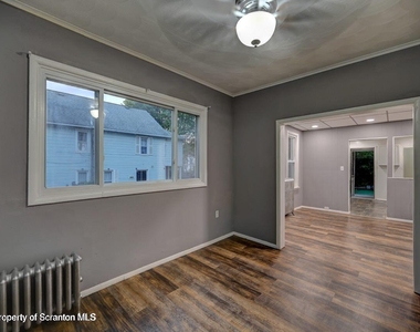 819 Delaware Street - Photo Thumbnail 9