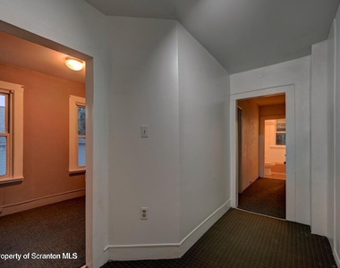 819 Delaware Street - Photo Thumbnail 18