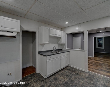 819 Delaware Street - Photo Thumbnail 16