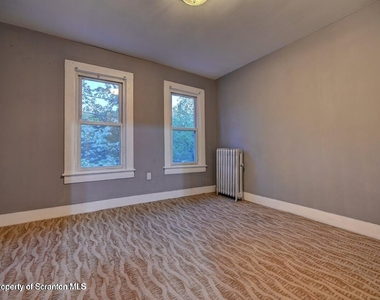 819 Delaware Street - Photo Thumbnail 25